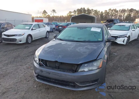 2013 Volkswagen Passat 2.5L Se из США, поврежденный, VIN 1VWBP7A31DC037386